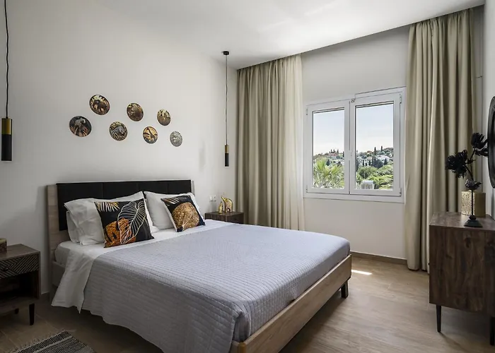 Pool Apartments, Elena & Maria By Konnect Appartement *