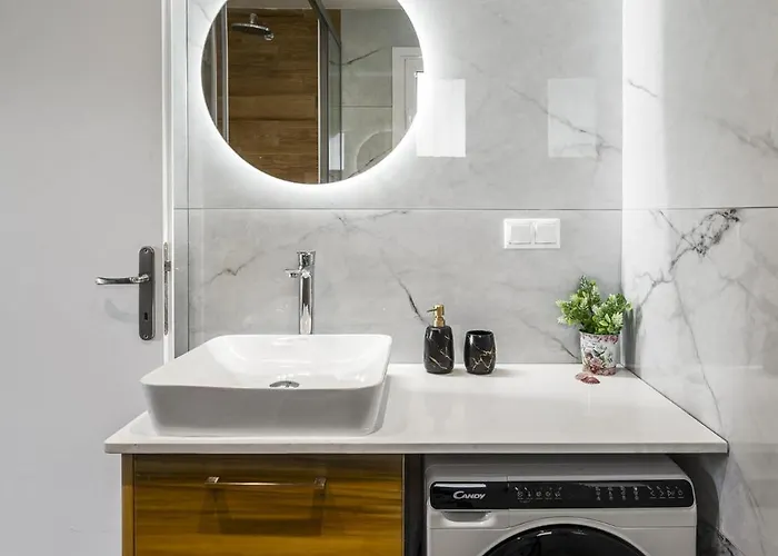 Appartement Pool Apartments, Elena & Maria By Konnect *