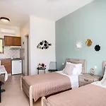 Pool Apartments, Elena & Maria By Konnect Апартаменты Ипсос
