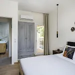 Pool Apartments, Elena & Maria By Konnect *