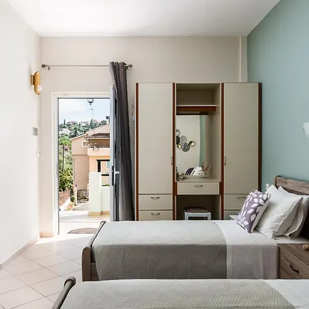 Pool Apartments, Elena & Maria By Konnect איפסוס