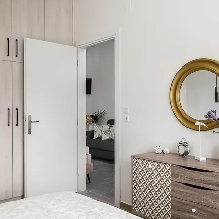 Appartement Pool Apartments, Elena & Maria By Konnect Ypsos