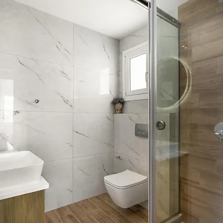 Pool Apartments, Elena & Maria By Konnect * إيبسوس