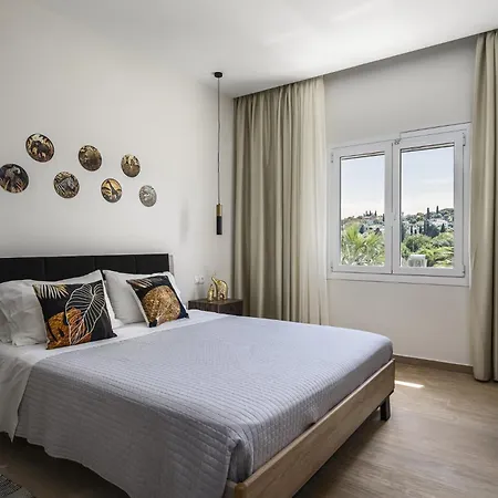 Pool Apartments, Elena & Maria By Konnect 아파트 *