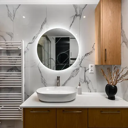 Pool Apartments, Elena & Maria By Konnect شقة *