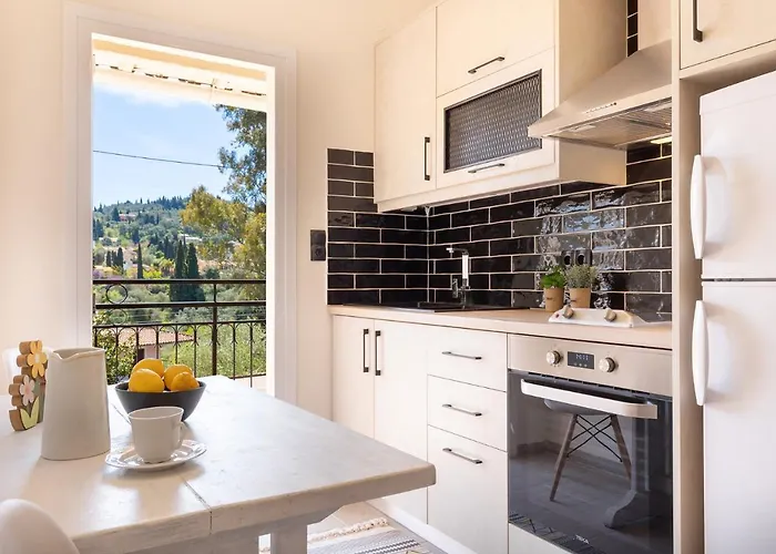 Pool Apartments, Elena & Maria By Konnect Apartament