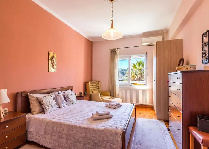 Pool Apartments, Elena & Maria By Konnect *
