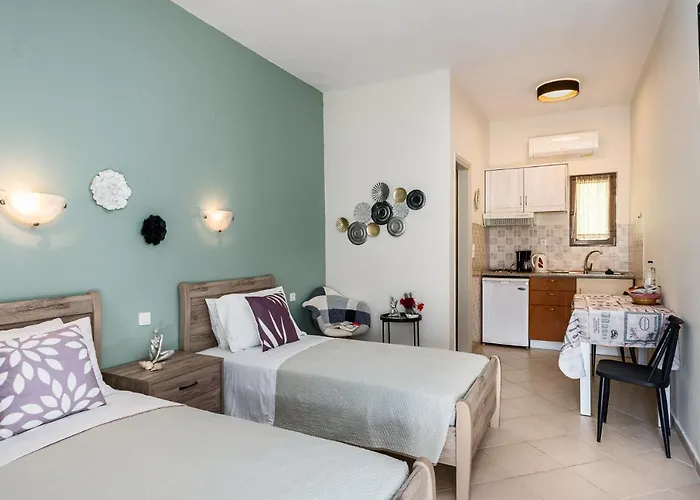 Pool Apartments, Elena & Maria By Konnect Apartament Ipsos