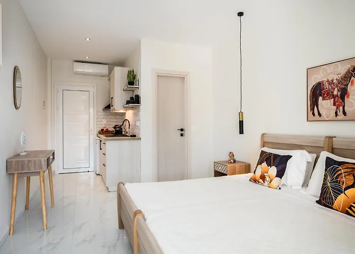 Apartament Pool Apartments, Elena & Maria By Konnect